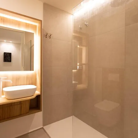 Reina Victoria Velazquez Apartmán